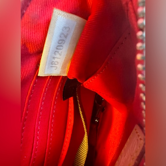 Dooney & Bourke Crossbody -Somerset Watercolors Floral- DISCONTINUED-Pristine! - Picture 6 of 9